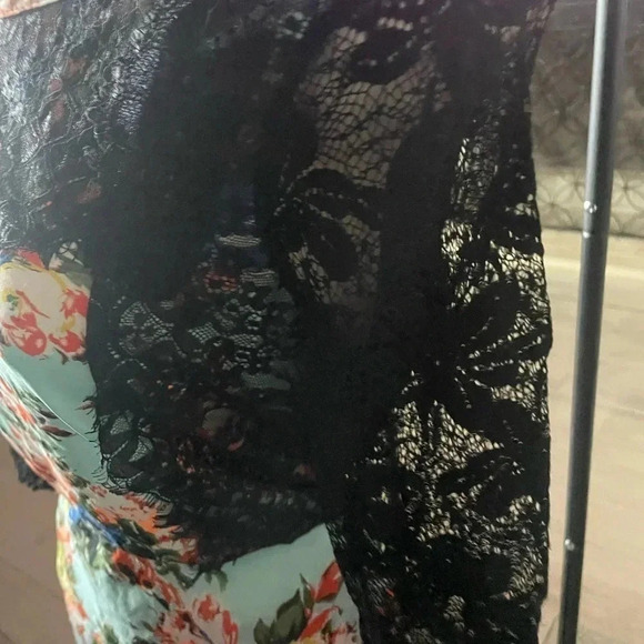 gimmicks BKE top- size small - Picture 3 of 5